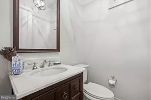 4801 29th St N, Arlington, VA 22207 - Photo 52