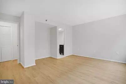 1301 N Courthouse Road #611, Arlington, VA 22201 - Photo 18
