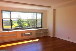 1021 Arlington Blvd, Arlington, VA 22209 - Photo 10
