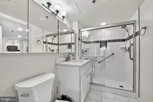 900 N Taylor St, Arlington, VA 22203 - Photo 14