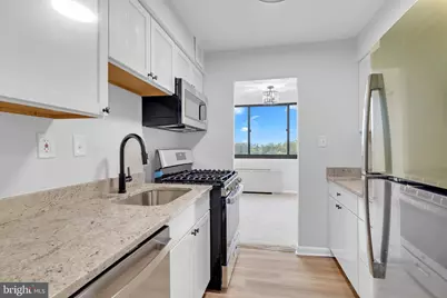 4201 Cherry Hill Road #504, Arlington, VA 22207 - Photo 8