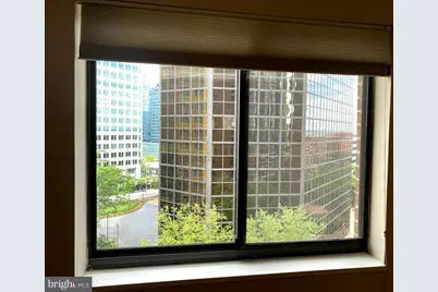 1600 N Oak Street #706, Arlington, VA 22209 - Photo 2