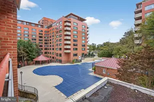 1021 Arlington Blvd, Arlington, VA 22209 - Photo 16