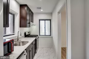 4930 19th St N, Arlington, VA 22207 - Photo 8