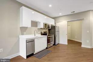 989 S Buchanan St, Arlington, VA 22204 - Photo 6