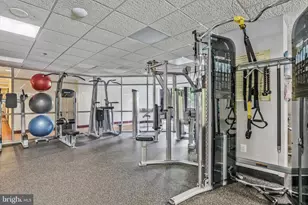 1276 N Wayne St, Arlington, VA 22201 - Photo 44