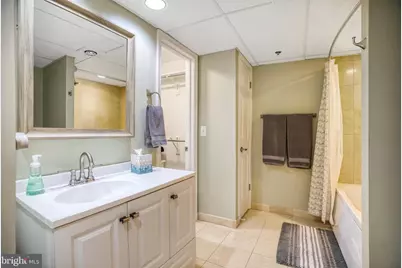 1276 N Wayne Street #606, Arlington, VA 22201 - Photo 28