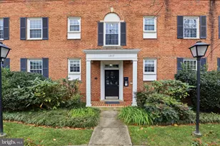 1317 S Walter Reed Dr, Arlington, VA 22204 - Photo 8