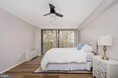 4141 N Henderson Road #702, Arlington, VA 22203 - Photo 32