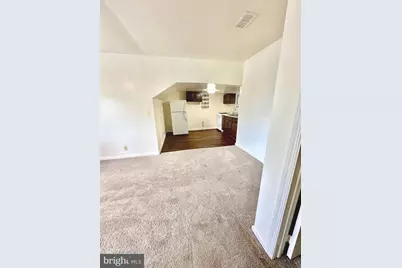 806 18th Street S #2, Arlington, VA 22202 - Photo 16