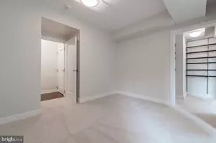 1111 19th St N, Arlington, VA 22209 - Photo 20