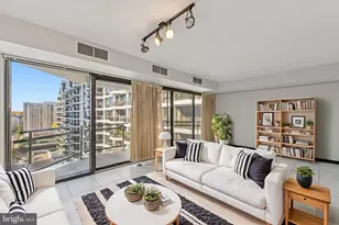 1530 Key Blvd, Arlington, VA 22209 - Photo 4