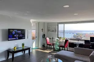 1011 Arlington Blvd, Arlington, VA 22209 - Photo 8