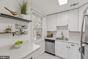 2813 Arlington Blvd, Arlington, VA 22201 - Photo 10