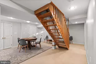 1233 S Oakcrest Rd, Arlington, VA 22202 - Photo 10