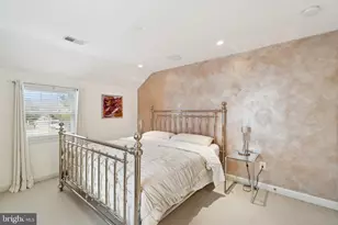 5300 Wilson Blvd, Arlington, VA 22205 - Photo 16