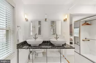 5300 Wilson Blvd, Arlington, VA 22205 - Photo 20