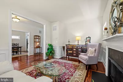 2504 Washington Boulevard, Arlington, VA 22201 - Photo 16