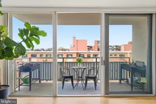 1301 S Arlington Ridge Rd, Arlington, VA 22202 - Photo 20