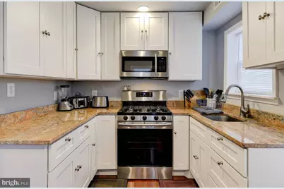 2700 Arlington Boulevard, Arlington, VA 22204 - Photo 10