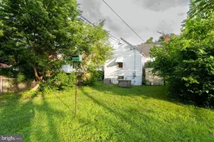 1037 16th St S, Arlington, VA 22202 - Photo 32