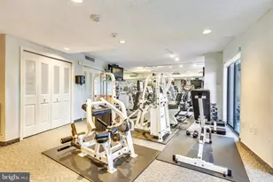 1101 S Arlington Ridge Rd, Arlington, VA 22202 - Photo 46