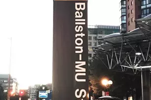 4390 Lorcom Ln, Arlington, VA 22207 - Photo 18