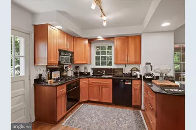 4725 Rock Spring Road, Arlington, VA 22207 - Photo 12