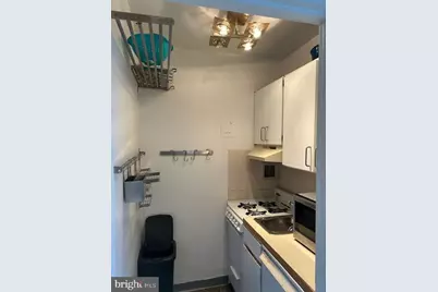 1111 Arlington Boulevard #537, Arlington, VA 22209 - Photo 2