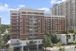 880 N Pollard Street N, Arlington, VA 22203 - Photo 48