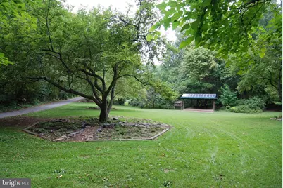 4500 35th Road N, Arlington, VA 22207 - Photo 86