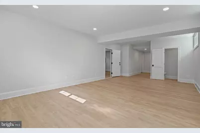 1820 N Dinwiddie Street, Arlington, VA 22207 - Photo 26
