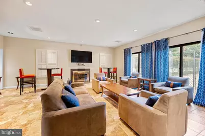 2100 Langston Boulevard #112, Arlington, VA 22201 - Photo 20