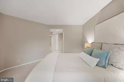 2100 Langston Boulevard #112, Arlington, VA 22201 - Photo 12