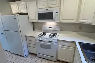 6924 Fairfax Dr, Arlington, VA 22213 - Photo 4