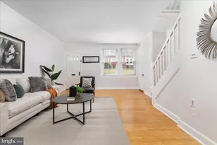 1021 S Barton St, Arlington, VA 22204 - Photo 2