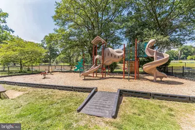 1011 Arlington Boulevard, Arlington, VA 22209 - Photo 4