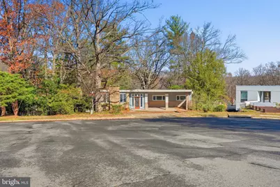 2745 N Radford Street, Arlington, VA 22207 - Photo 4