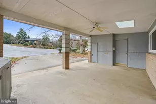 2745 N Radford St, Arlington, VA 22207 - Photo 8