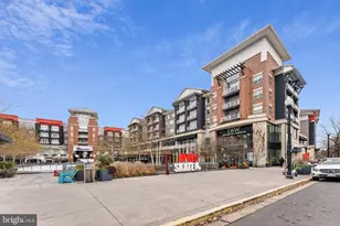 1300 Army Navy Dr, Arlington, VA 22202 - Photo 36