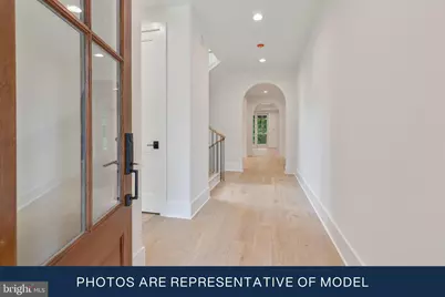 3113 8th Street N, Arlington, VA 22201 - Photo 2