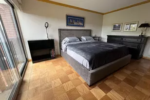 1300 Army Navy Dr, Arlington, VA 22202 - Photo 10