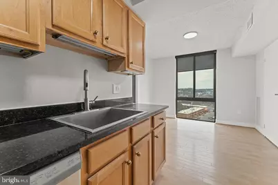 4500 S Four Mile Run Drive #1113, Arlington, VA 22204 - Photo 16