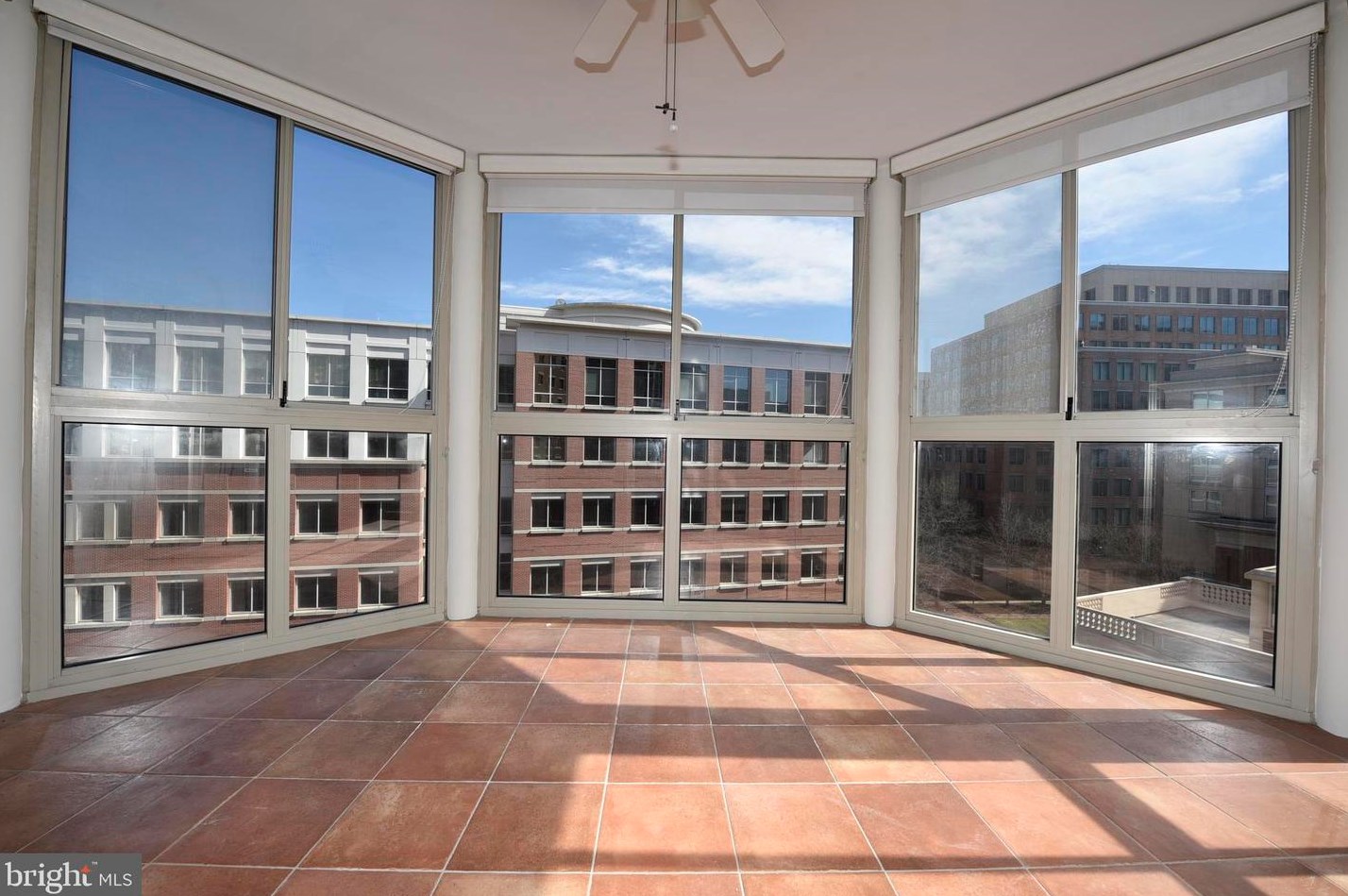 2121 Jamieson Ave #709, Alexandria, VA 22314