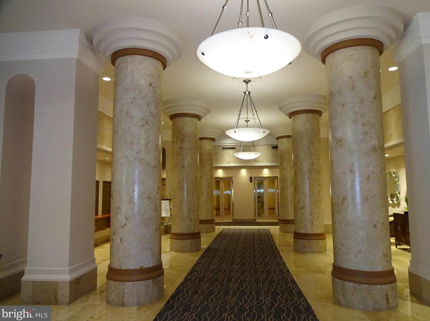 2181 Jamieson Ave #801, Alexandria, VA 22314