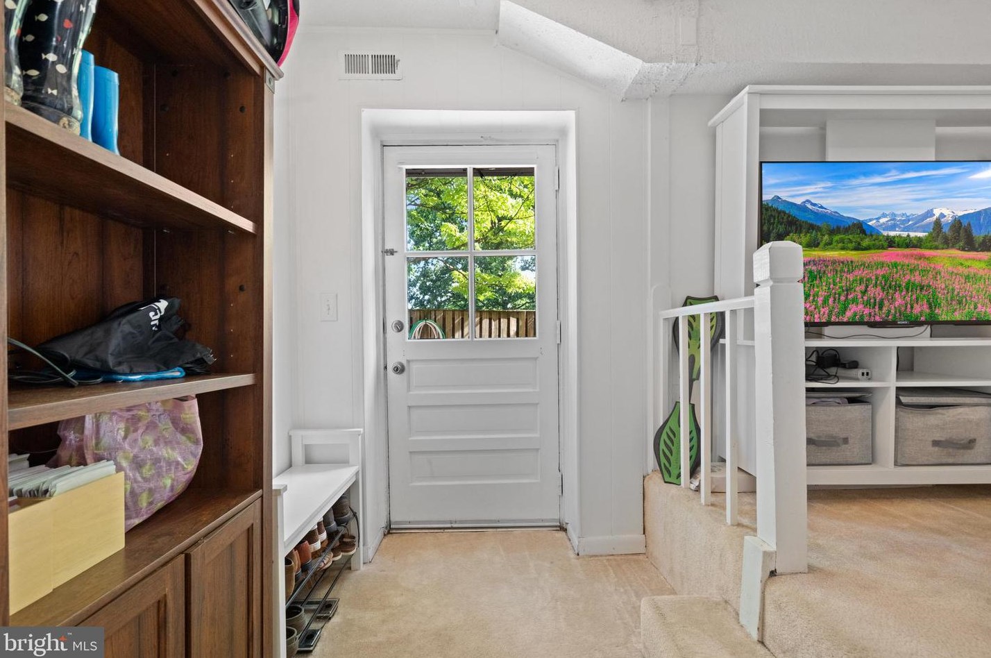 2931 Dinwiddie St, Arlington VA 22206-1405 exterior