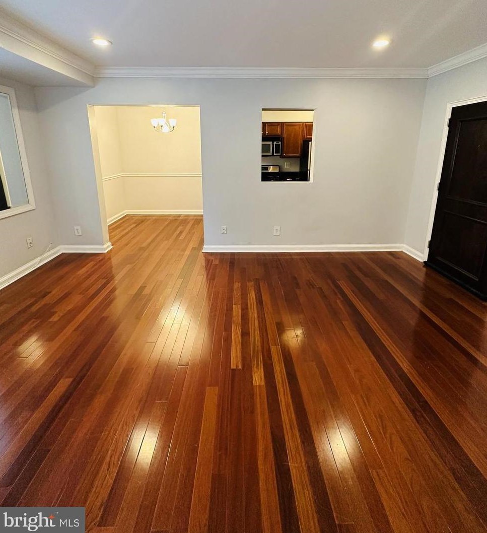 922 S Washington St #112, Alexandria, VA 22314