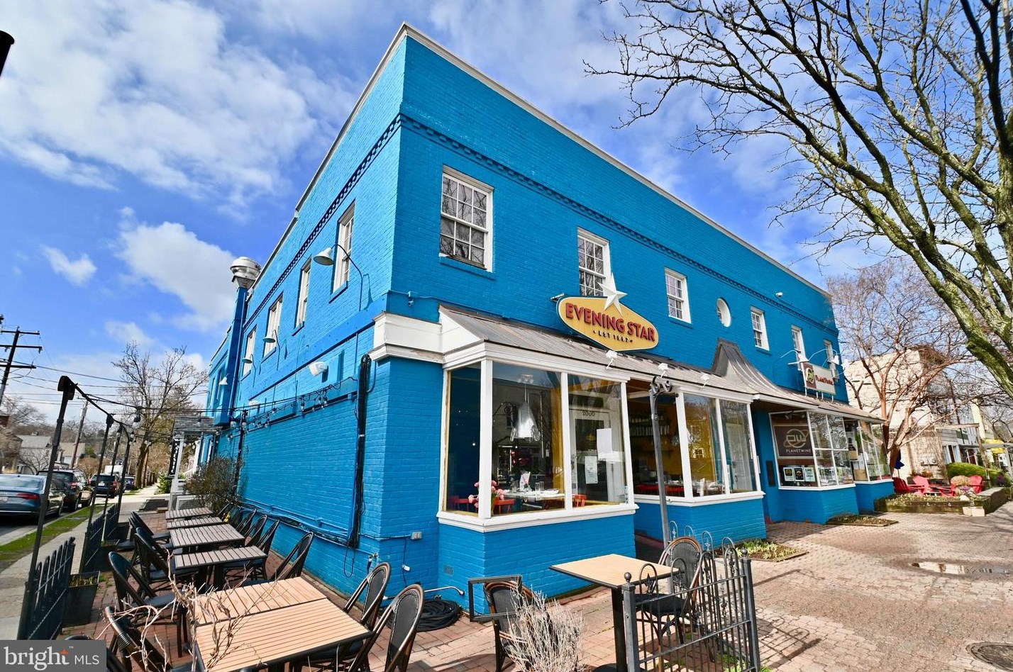 408 Custis Ave, Alexandria VA 22301-1421 exterior