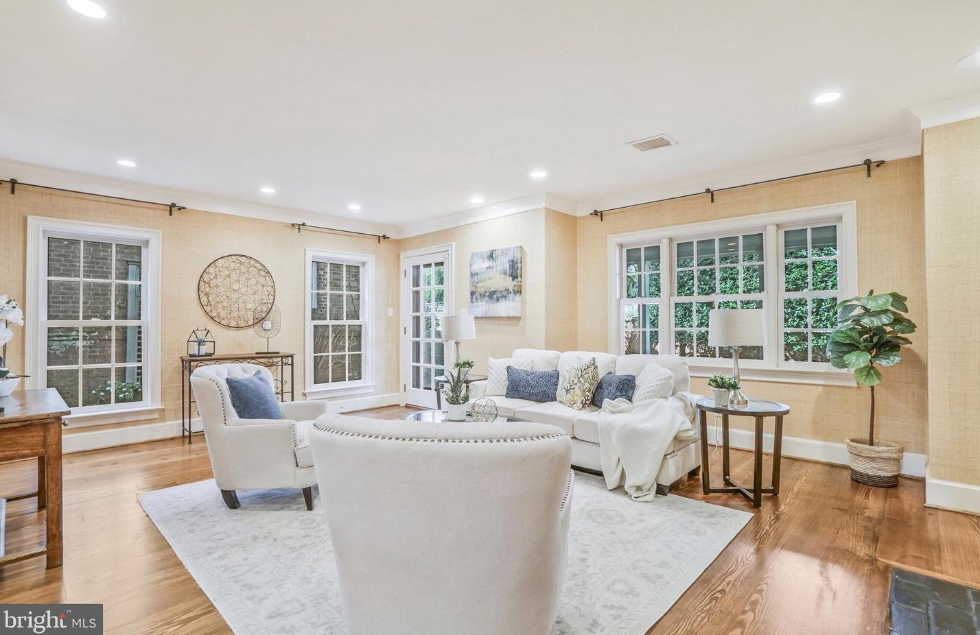 207 Fairfax St, Alexandria VA 22314-3304 exterior