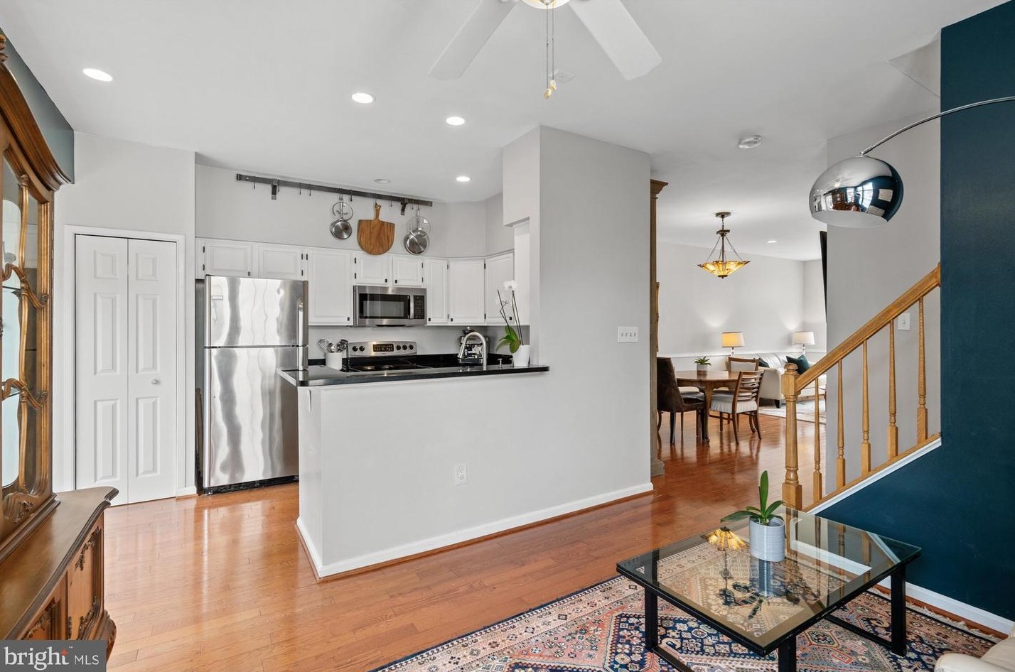 3909 Elbert Ave, Alexandria VA 22305-2064 exterior